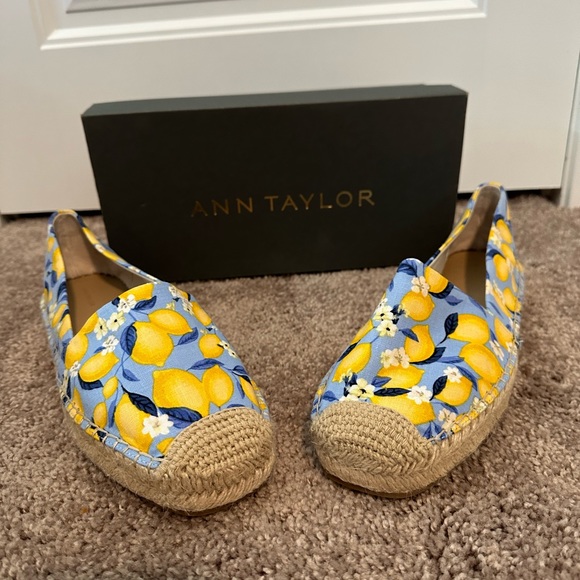 Sz10 • Ann Taylor • Lemon Espadrille - Picture 1 of 4